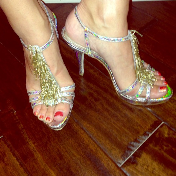 PELLE moda gold, strappy stiletto!