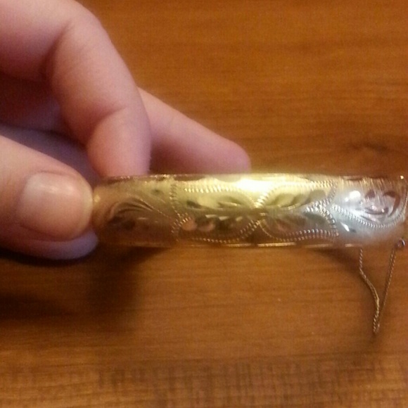 Beautiful 14k gold bracelet
