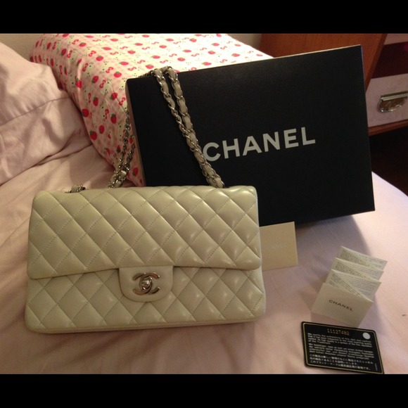 ⛔️SOLD Chanel lambskin classic double flap - Picture 1 of 4