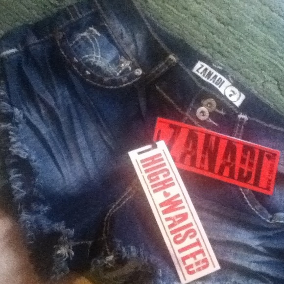 Juniors shorts - Picture 3 of 4