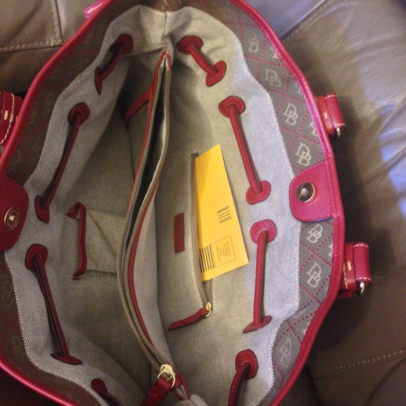 Dooney & Bourke - Picture 3 of 3