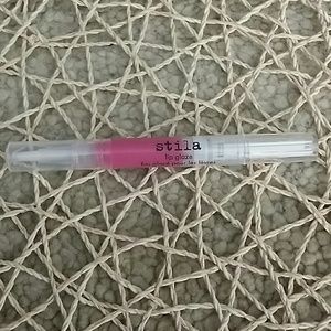 NEW Stila Lip Glaze in Joy