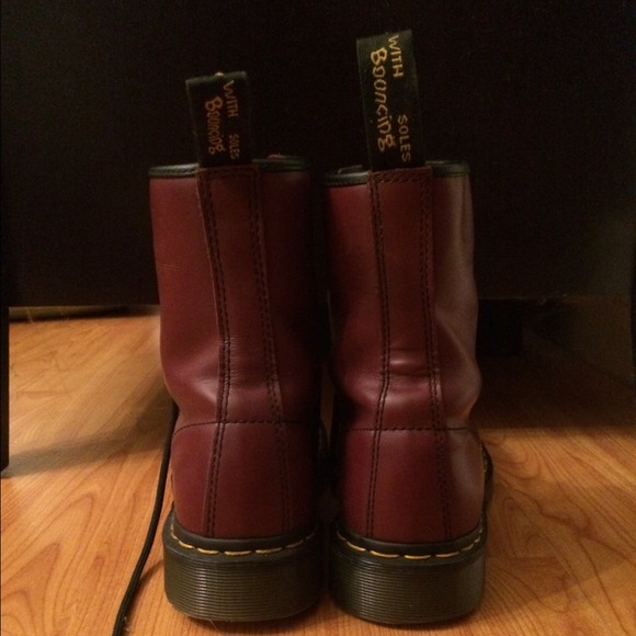 ❌SOLD❌ Dr. Martens women's 1460 - Picture 3 of 4