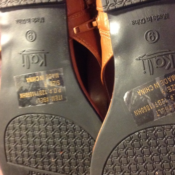 Chestnut brown sandals - Picture 2 of 3