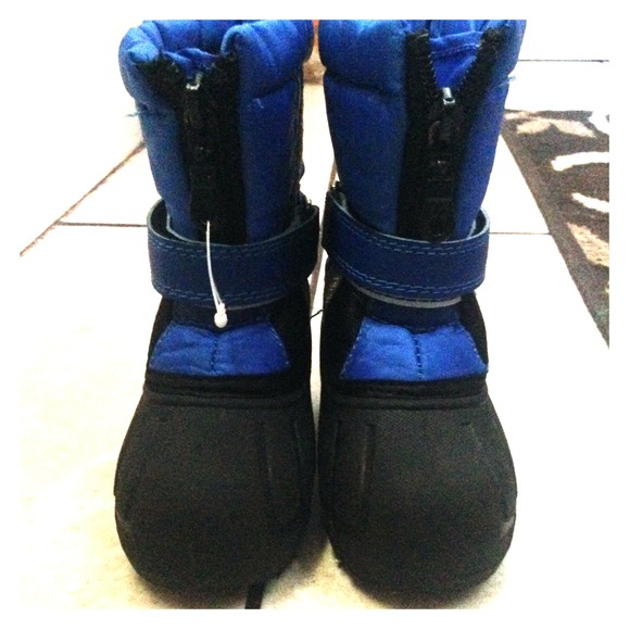 Kid's snow boots