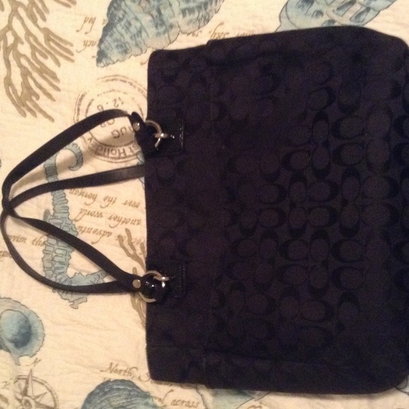 Coach tote - Picture 2 of 3