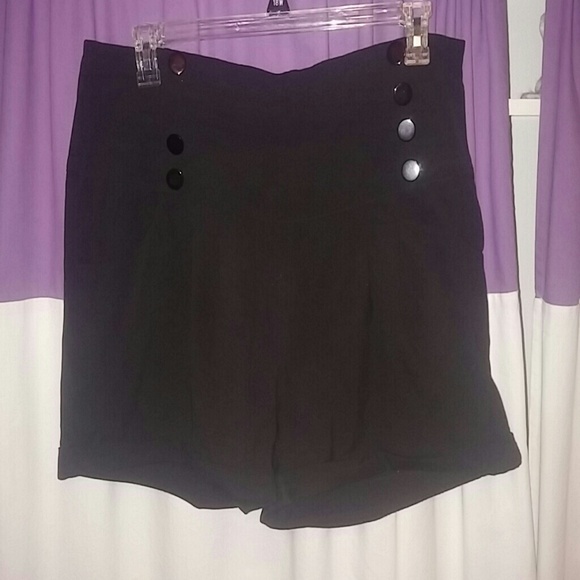 Bettie Page High Wasted Shorts