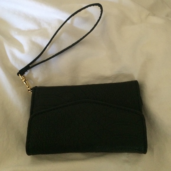 iPhone 5 case wristlet