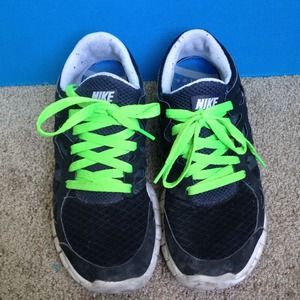 nike green laces