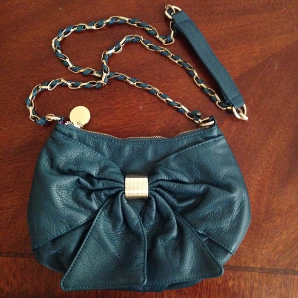 Deux Lux Heidi turquoise bow messenger bag - Picture 2 of 4