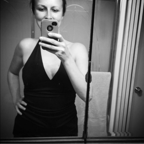 🎉Halter Romper. Host Pick! Total Trend Setter!🎉 - Picture 4 of 4