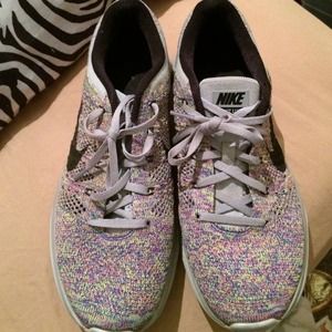 Nike flyknit lunar 1