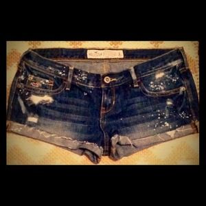 Hollister Paint Splattered Low Rise Shorts