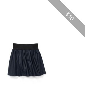 Black skirt