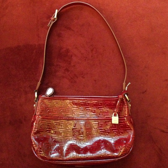 💕☀️⤵️👜Liz Claiborne Handbag