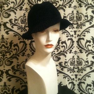 Packable Trench Hat by Everitt