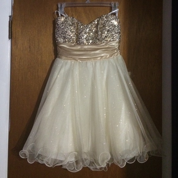 Evening/Party dress (Price is negotiable)