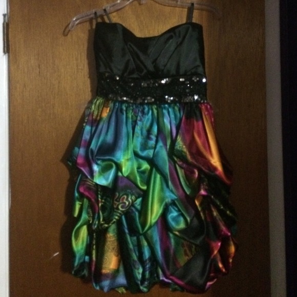 Evening/Party Dress (Price is negotiable)