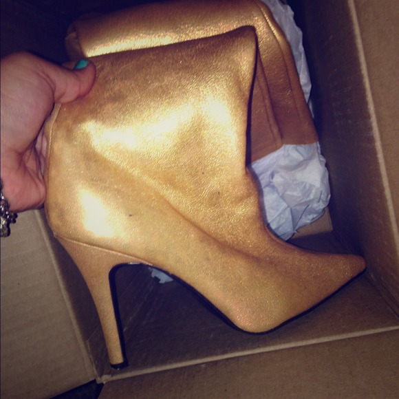 Another listing - click on this one :))