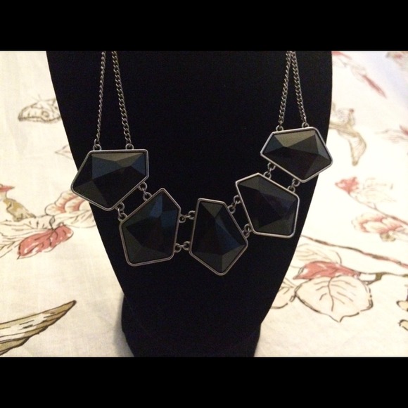 Statement Necklace - Picture 2 of 3