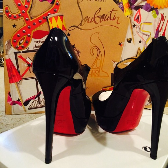 Brand new CL patent leather Bana shoe size 38 - Picture 2 of 4