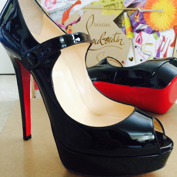 Brand new CL patent leather Bana shoe size 38 - Picture 4 of 4