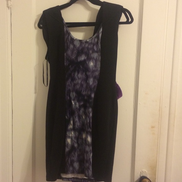 Poshmark resell. Kardashian kollection dress