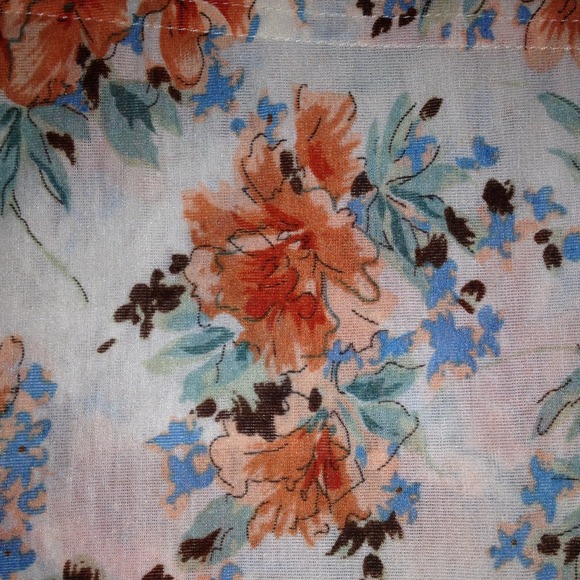 Cute floral spaghetti string tank - Picture 2 of 2