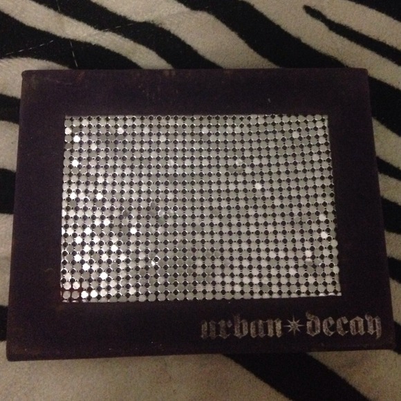 Urban decay authentic