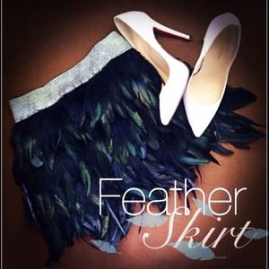 🌺NEW LISTING🌺Feather Skirt