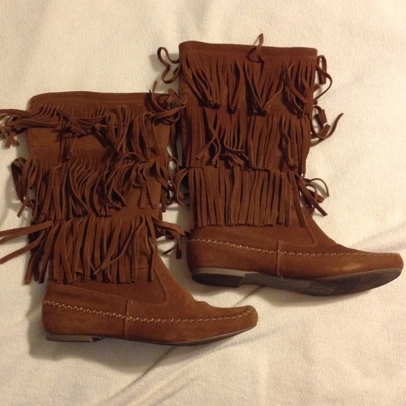 LC Lauren Conrad Boots - LC fringe boot