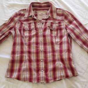 Pink plaid long-sleeve shirt