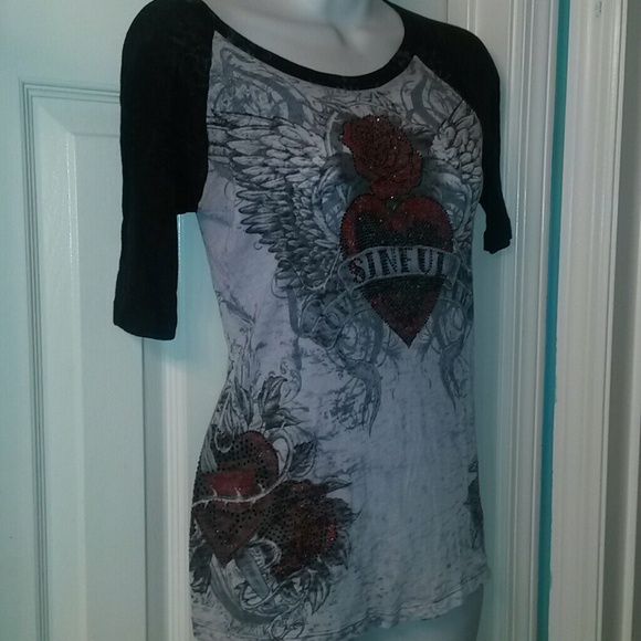 SOLD Sinful CUTE bling 3/4 sleeve top Small - Picture 4 of 4