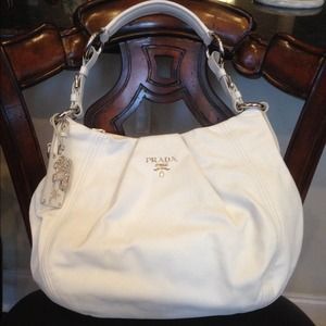 100% Authentic Prada shoulder bag.
