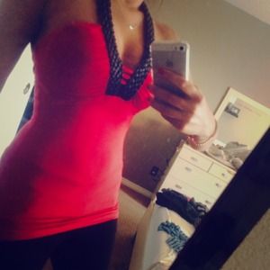 Hot kiss-Red guess halter top