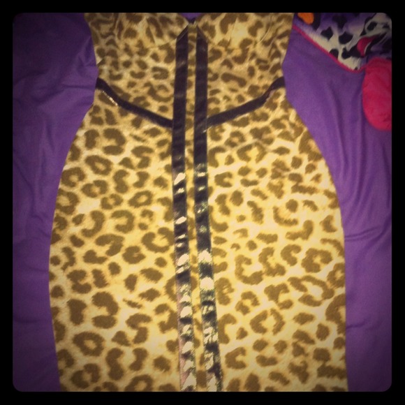 Kim K cheetah dress 👗🎀