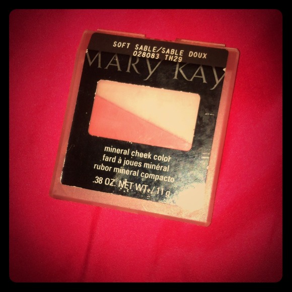 Mary Kay blush 🎀