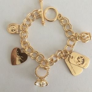💢SOLD on Vinted💢Charm Bracelet