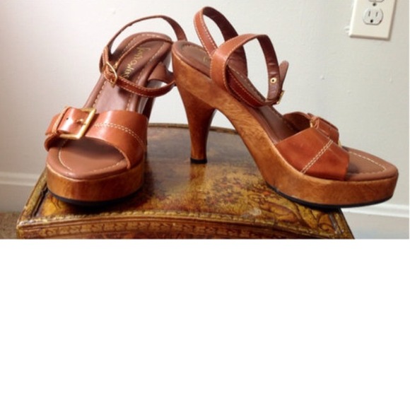 Platform high heel sandals