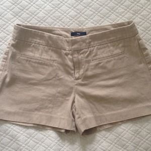 ⚡️GAP Flat Front Shorts - Khaki