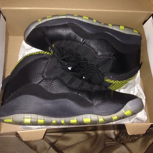 Air Jordan Retro 10 Venoms