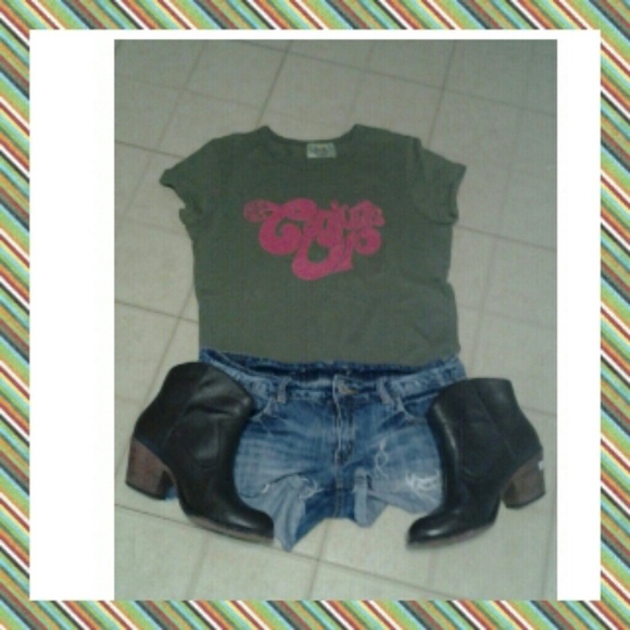 JUICY TEE....never worn