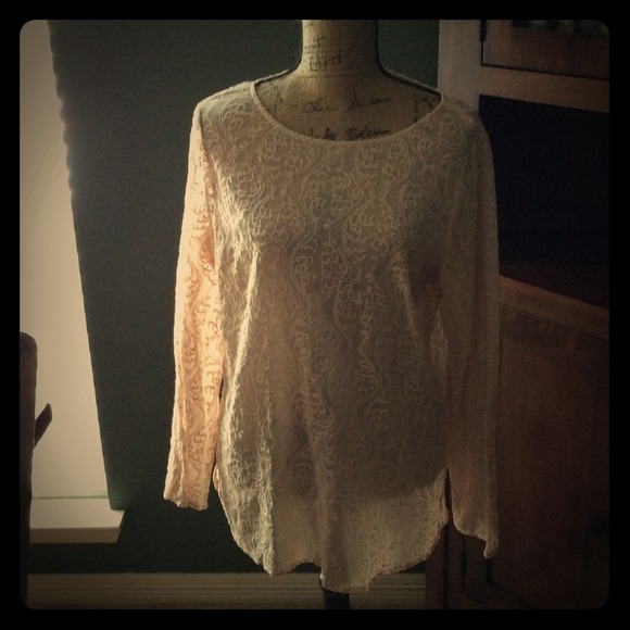 Gorgeous top hardly worn