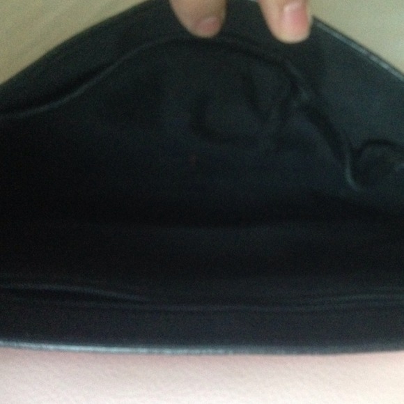 Light pink shoulder purse. - Picture 3 of 3