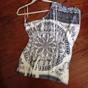 2b bebe one shoulder too