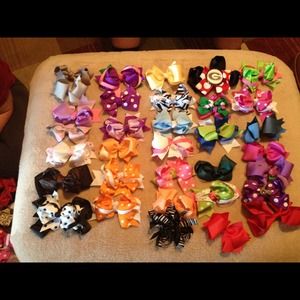 Girls hair bows 5 for 12 all new different colors