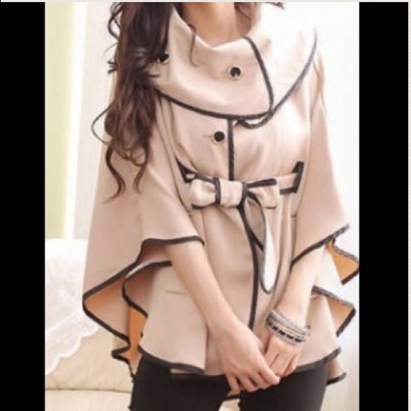 Cape/jacket - Picture 1 of 1