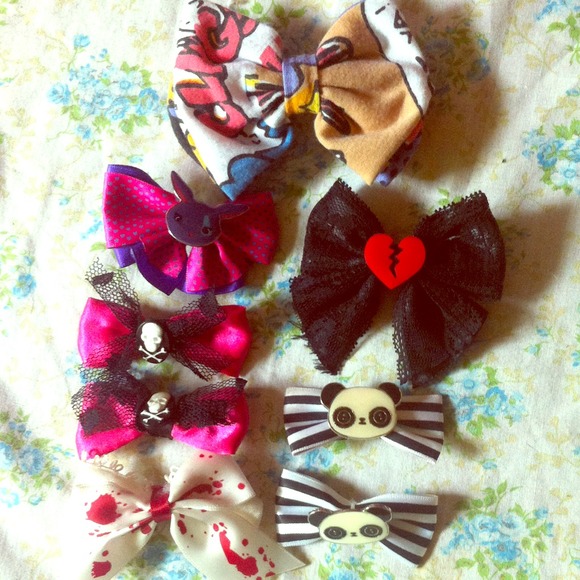 Pastel goth hair bow package