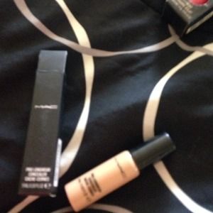 Mac Pro along where concealer nc35