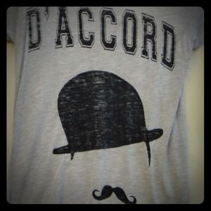 Zoe Karseen t-shirt Super Soft tee!!